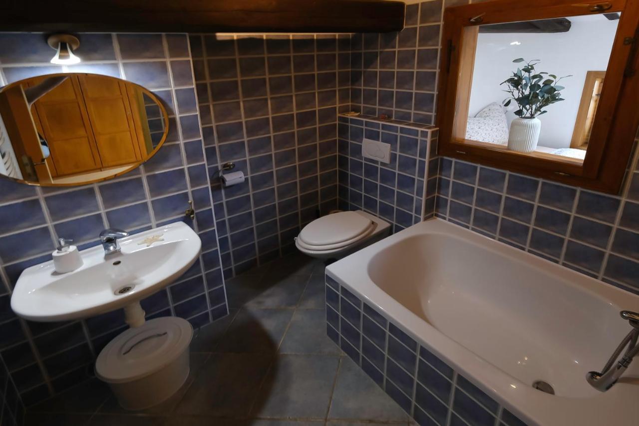 Aparthotel Sklep U Hrabalu Hustopeče Exterior foto